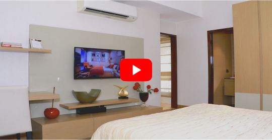 front view of mahindra luminare gurgaon